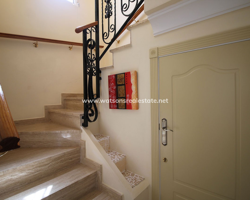 Revente - Maison Individuelle - Urb. La Marina