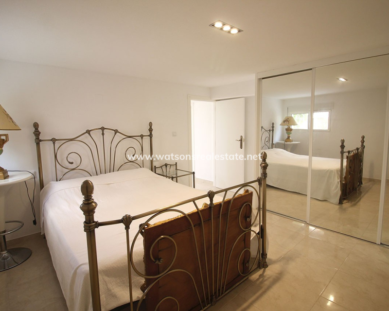 Revente - Maison Individuelle - Urb. La Marina