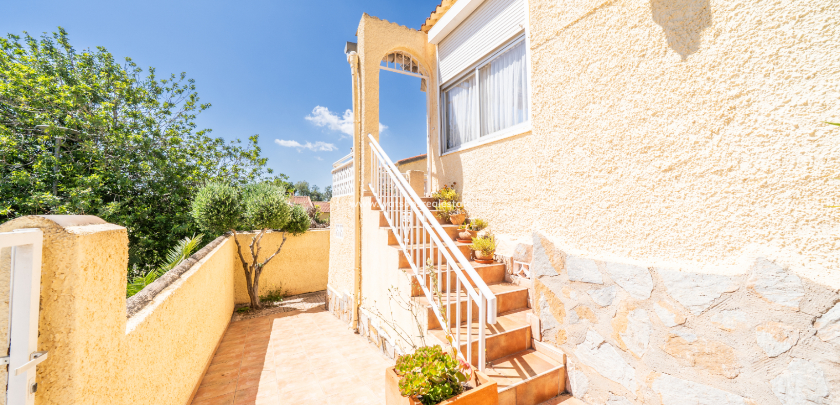 Revente - Maison Individuelle - Urb. La Marina