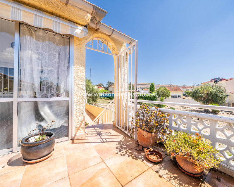 Revente - Maison Individuelle - Urb. La Marina