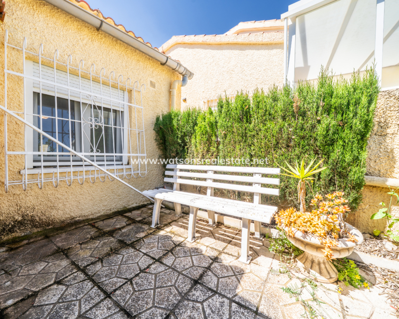 Revente - Maison Individuelle - Urb. La Marina