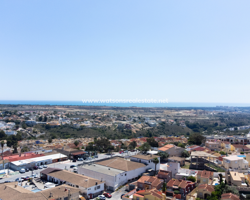Revente - Maison Individuelle - Urb. La Marina