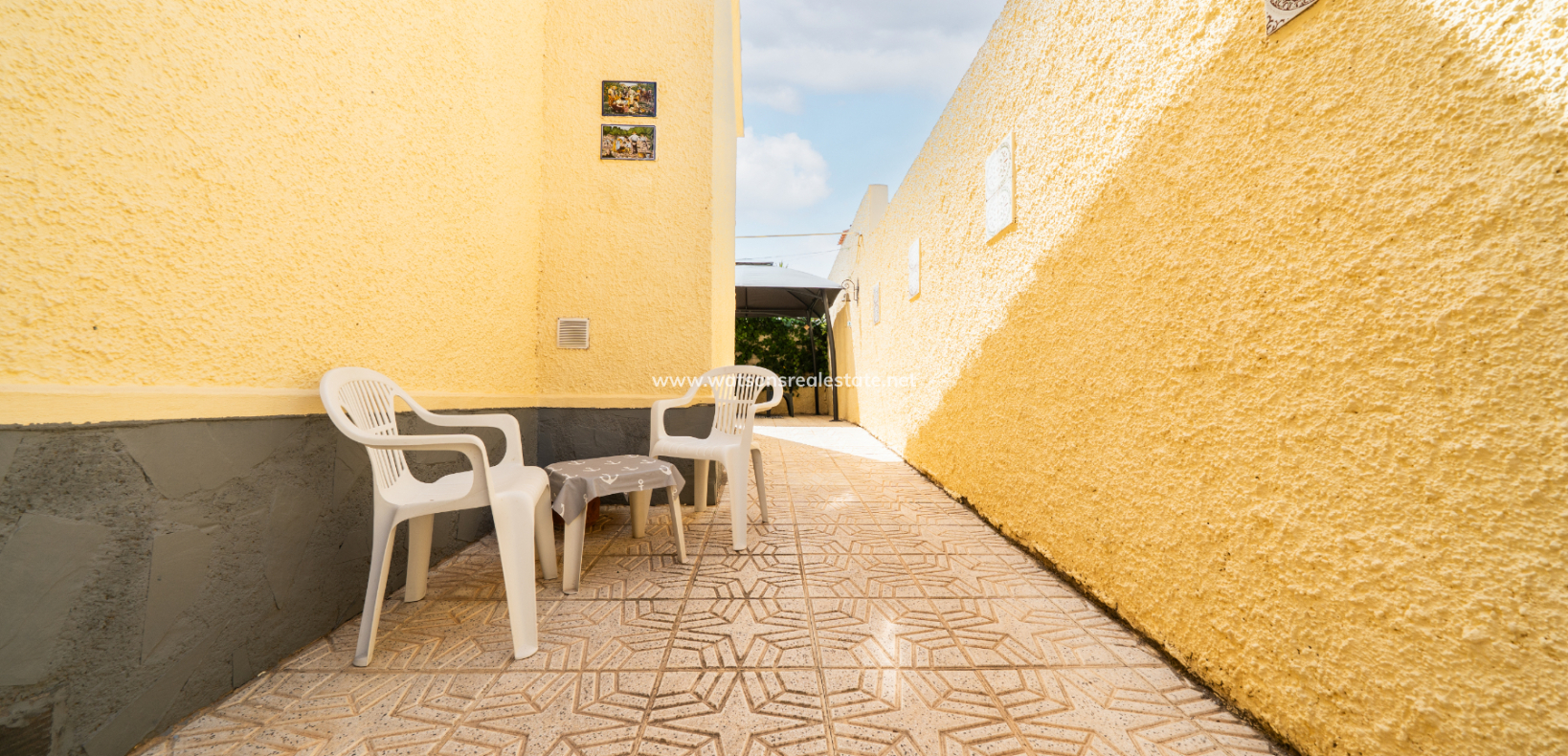Revente - Maison Individuelle - Urb. La Marina