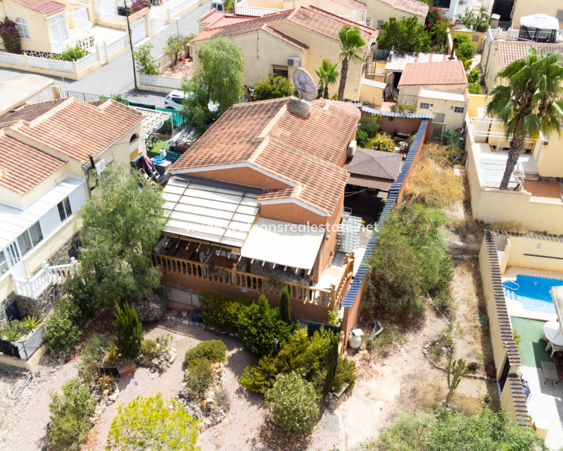Revente - Maison Individuelle - Urb. La Marina