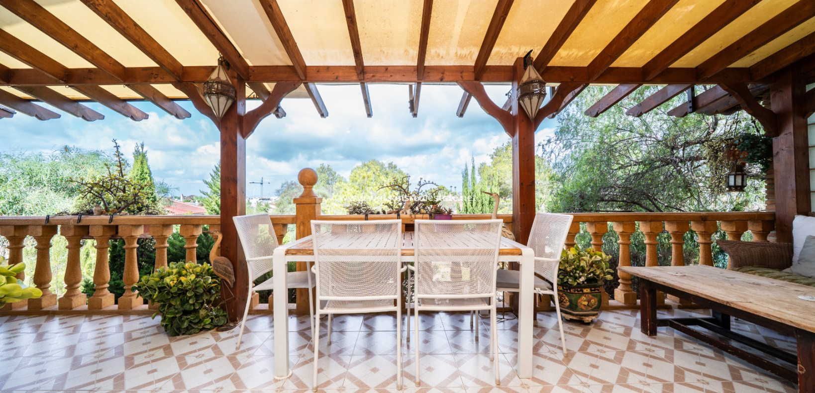 Revente - Maison Individuelle - Urb. La Marina