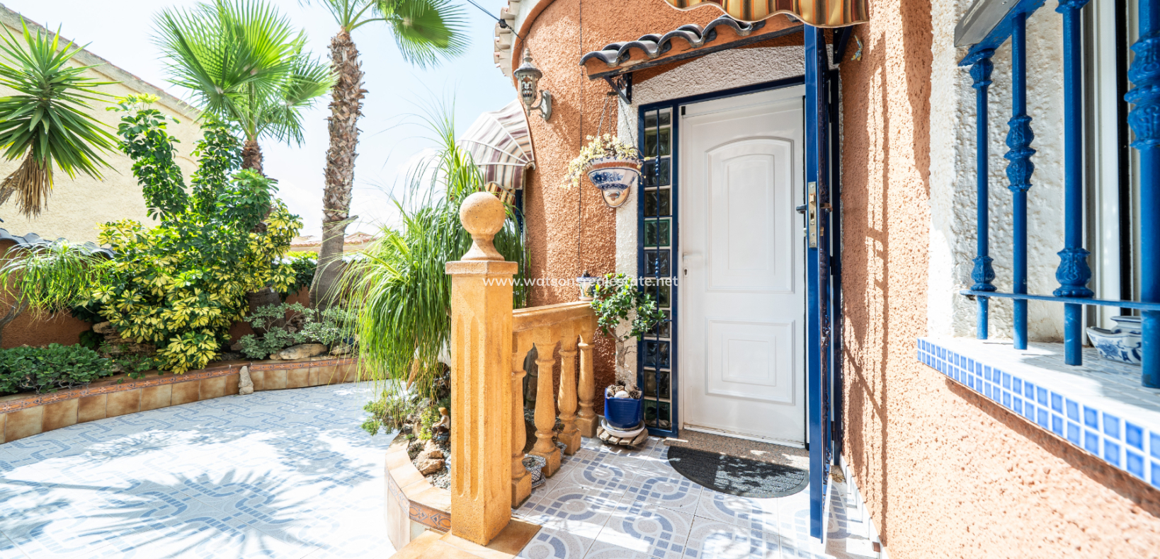 Revente - Maison Individuelle - Urb. La Marina