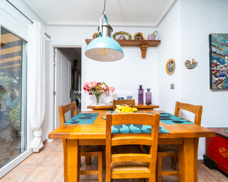 Revente - Maison Individuelle - Urb. La Marina