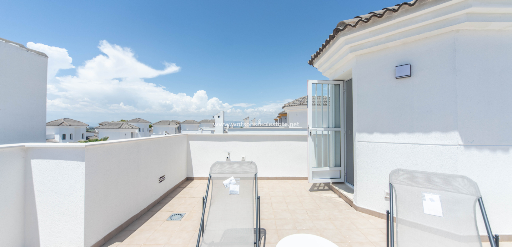 Revente - Maison Individuelle - Urb. La Marina