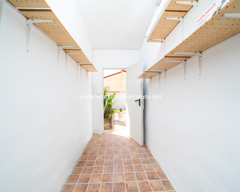 Revente - Maison Individuelle - Urb. La Marina