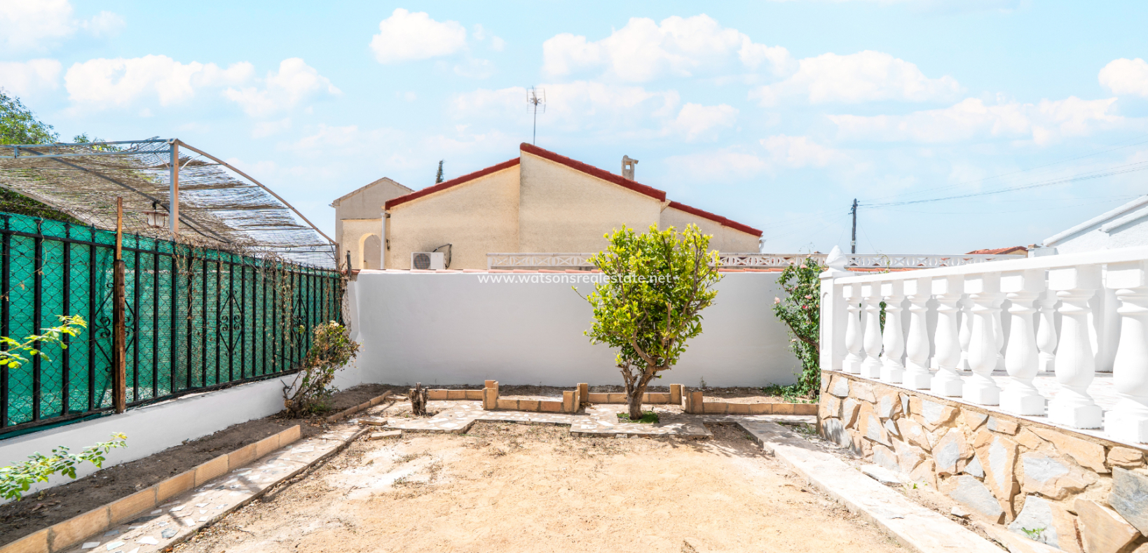 Revente - Maison Individuelle - Urb. La Marina