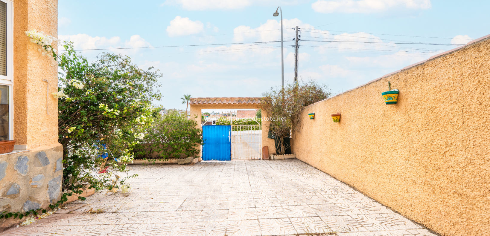Revente - Maison Individuelle - Urb. La Marina