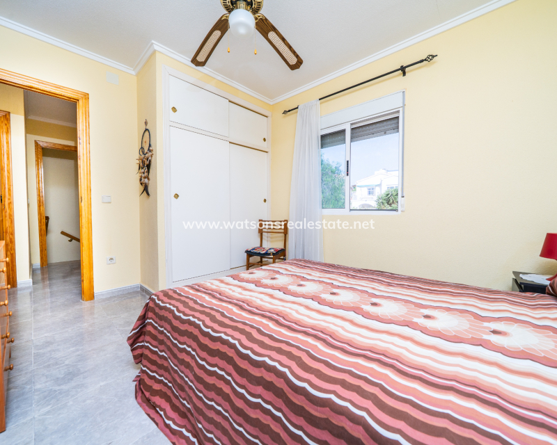 Revente - Maison Individuelle - Urb. La Marina
