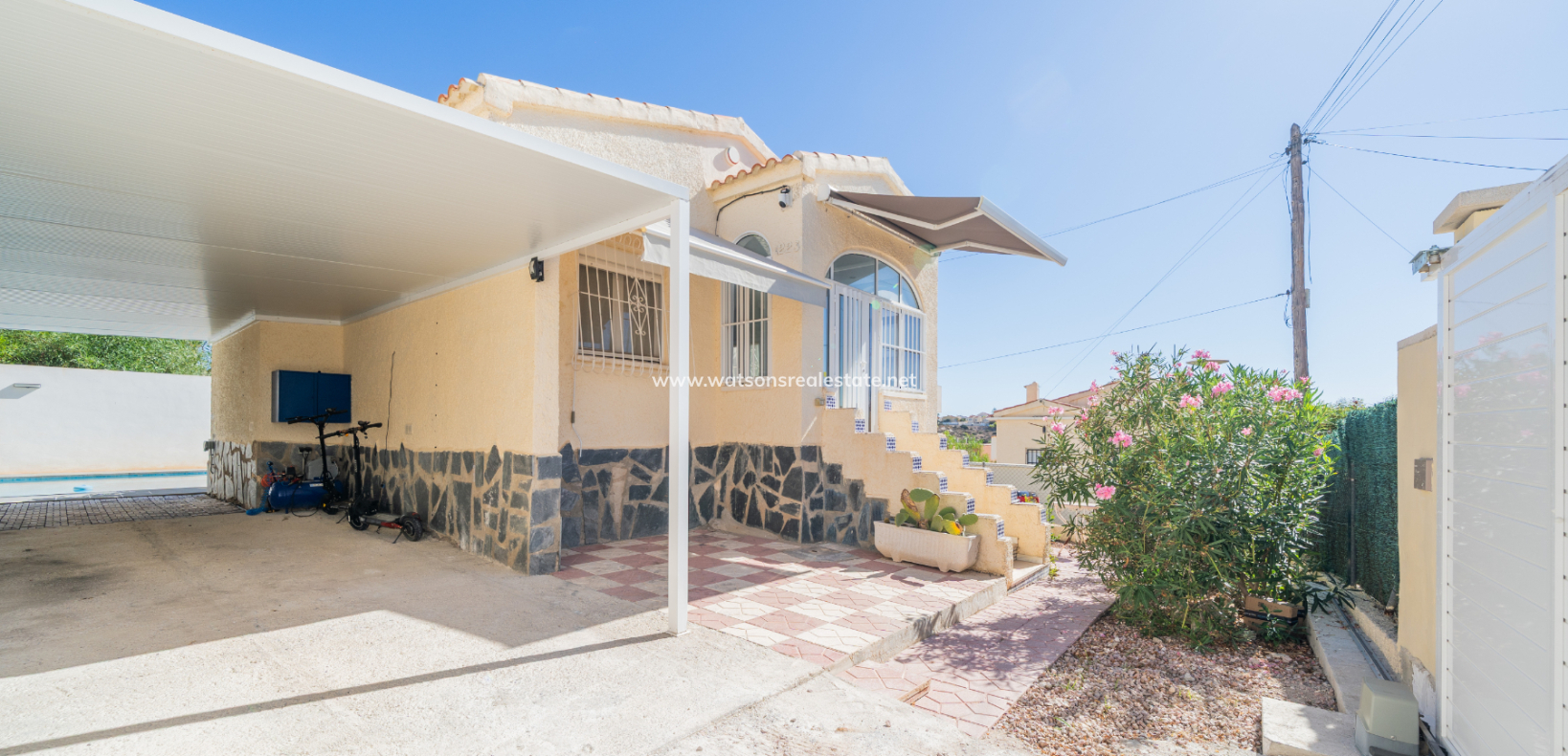 Revente - Maison Individuelle - Urb. La Marina