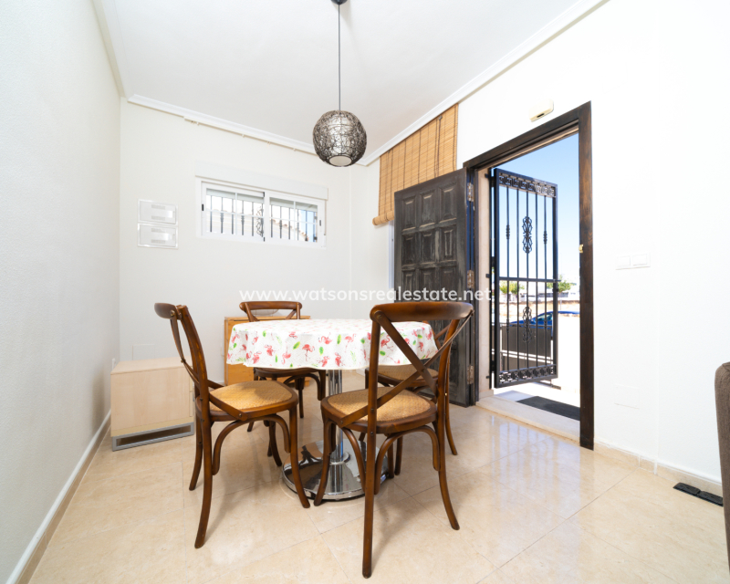 Revente - Maison Individuelle - Urb. La Marina