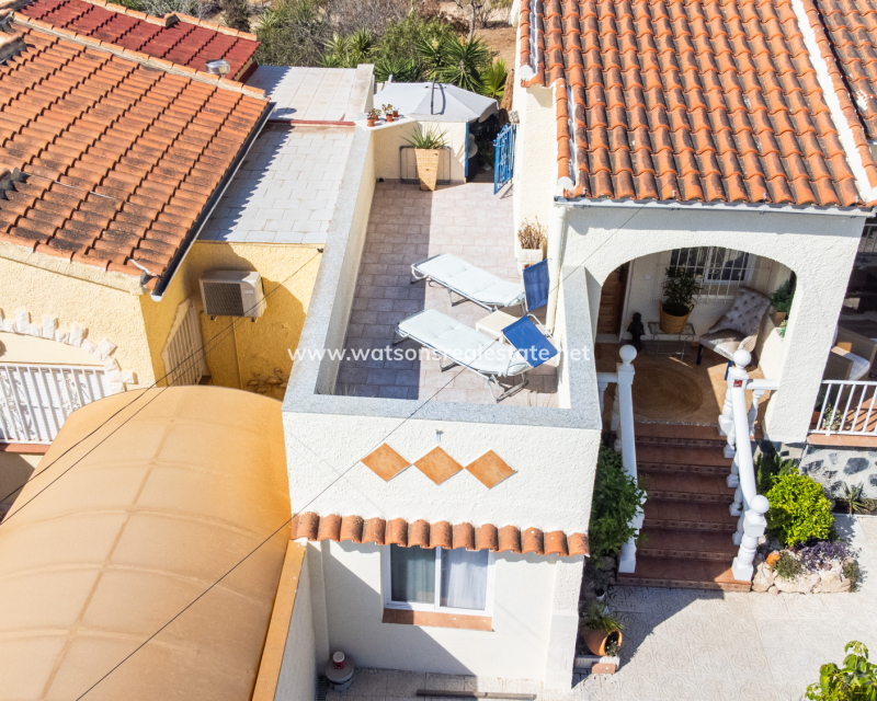 Revente - Maison Individuelle - Urb. La Marina