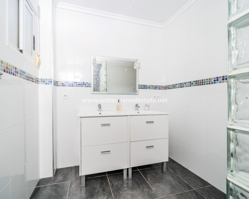 Revente - Maison Individuelle - Urb. La Marina