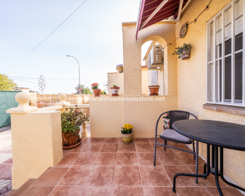 Revente - Maison Individuelle - Urb. La Marina