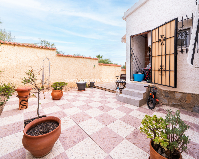 Revente - Maison Individuelle - Urb. La Marina