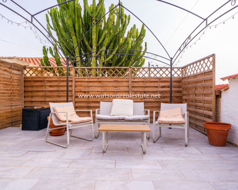 Revente - Maison Individuelle - Urb. La Marina