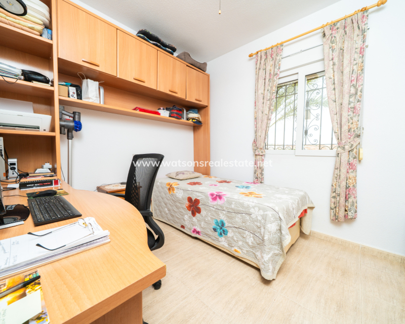 Revente - Maison Individuelle - Urb. La Marina