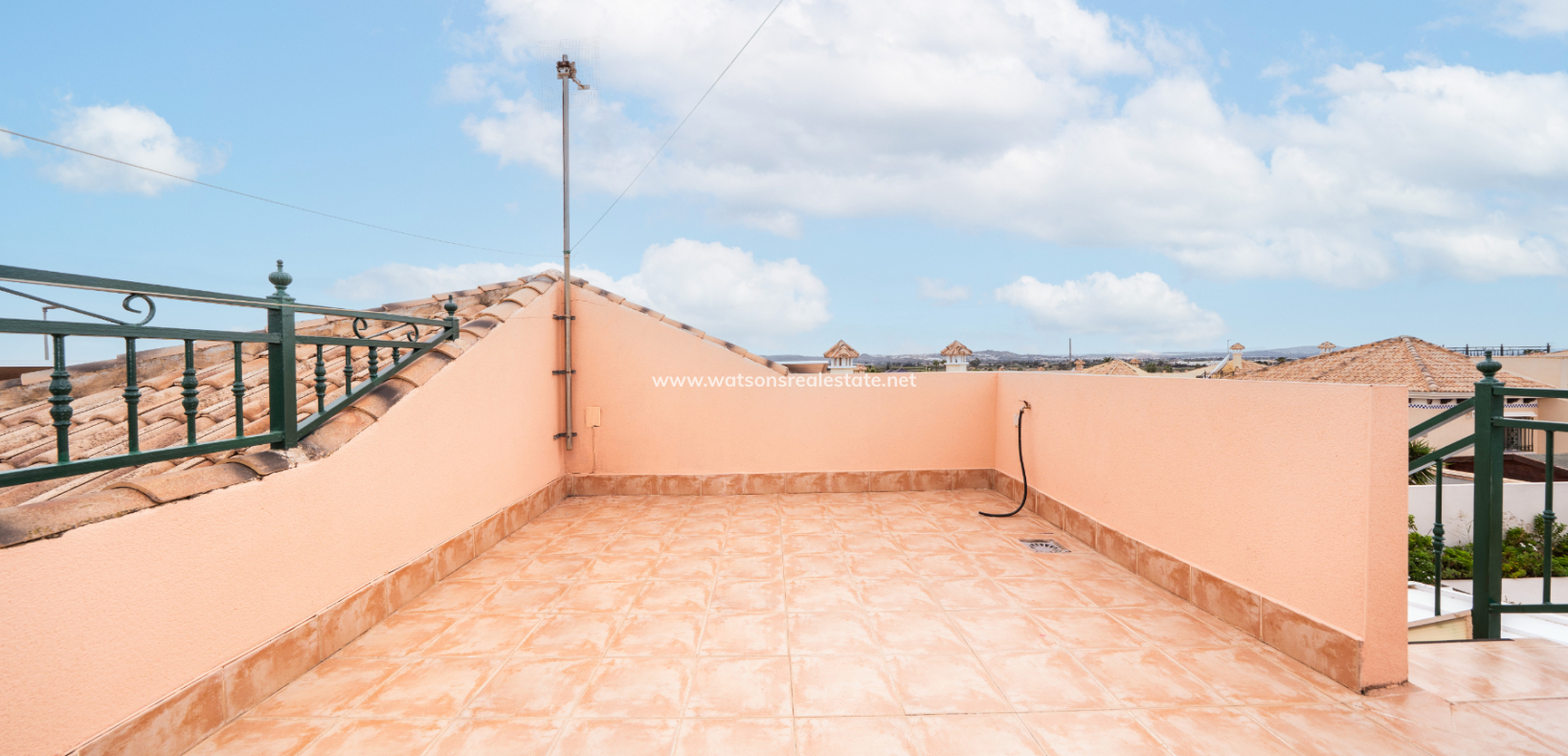 Revente - Maison Individuelle - Urb. La Marina