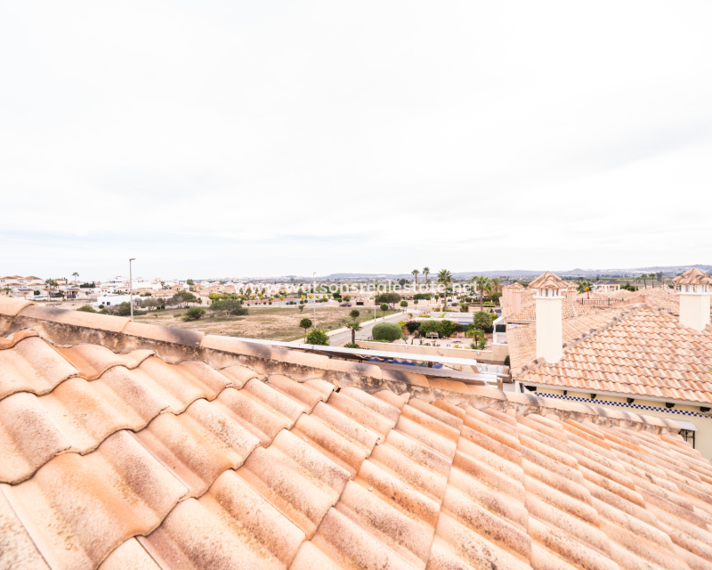 Revente - Maison Individuelle - Urb. La Marina