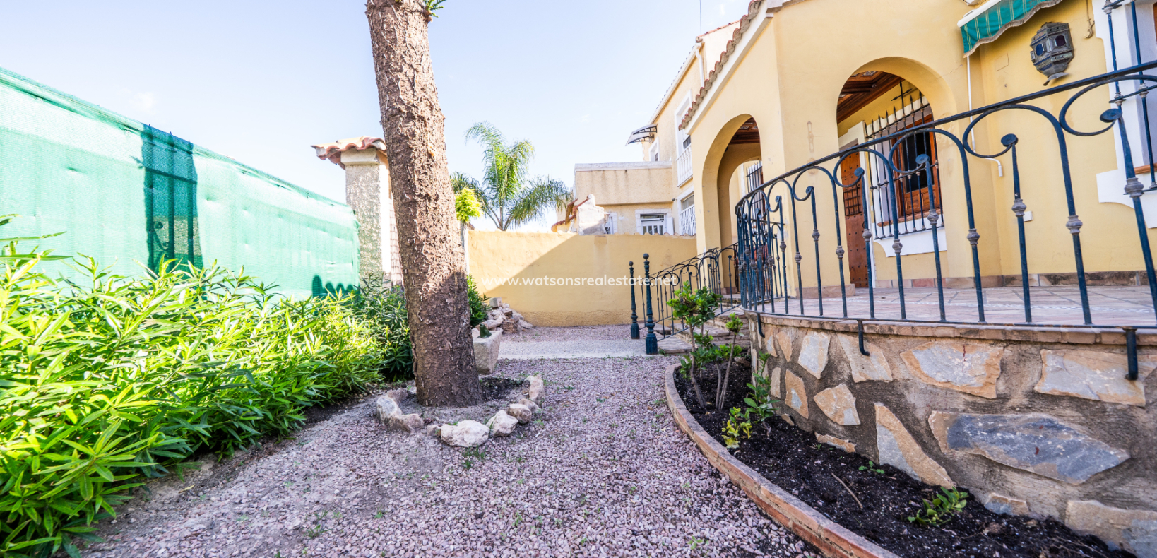 Revente - Maison Individuelle - Urb. La Marina