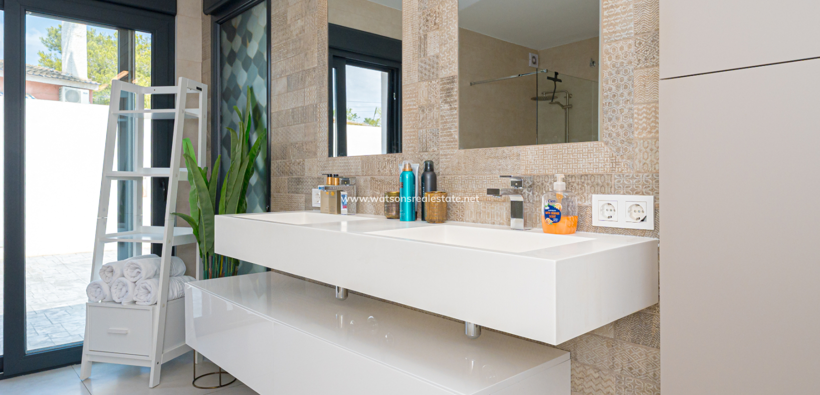 Revente - Maison Individuelle - Urb. La Marina