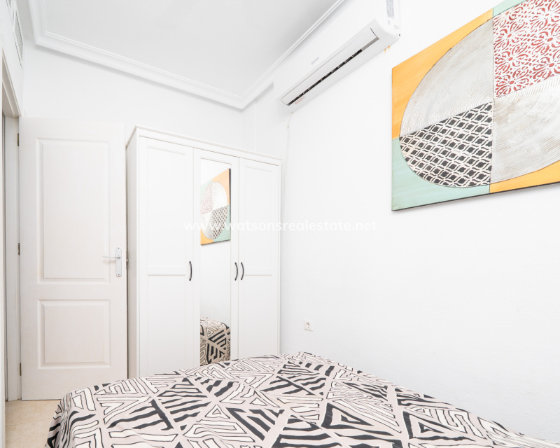 Revente - Maison Individuelle - Urb. La Marina