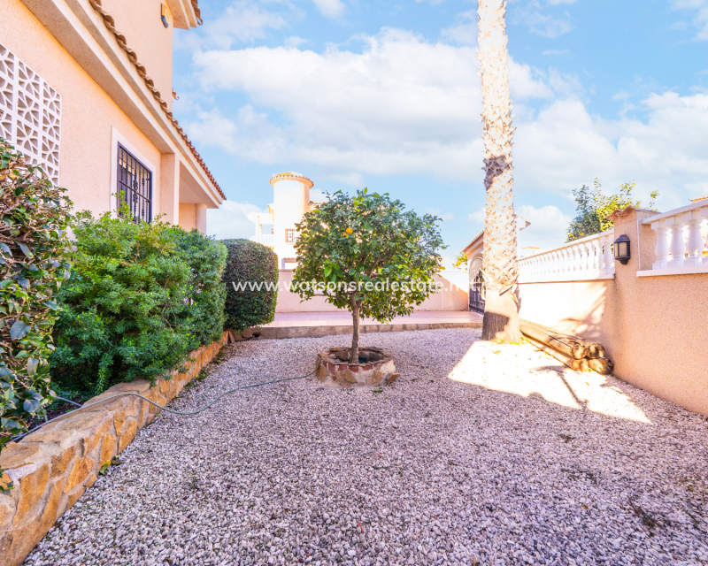 Revente - Maison Individuelle - Urb. La Marina