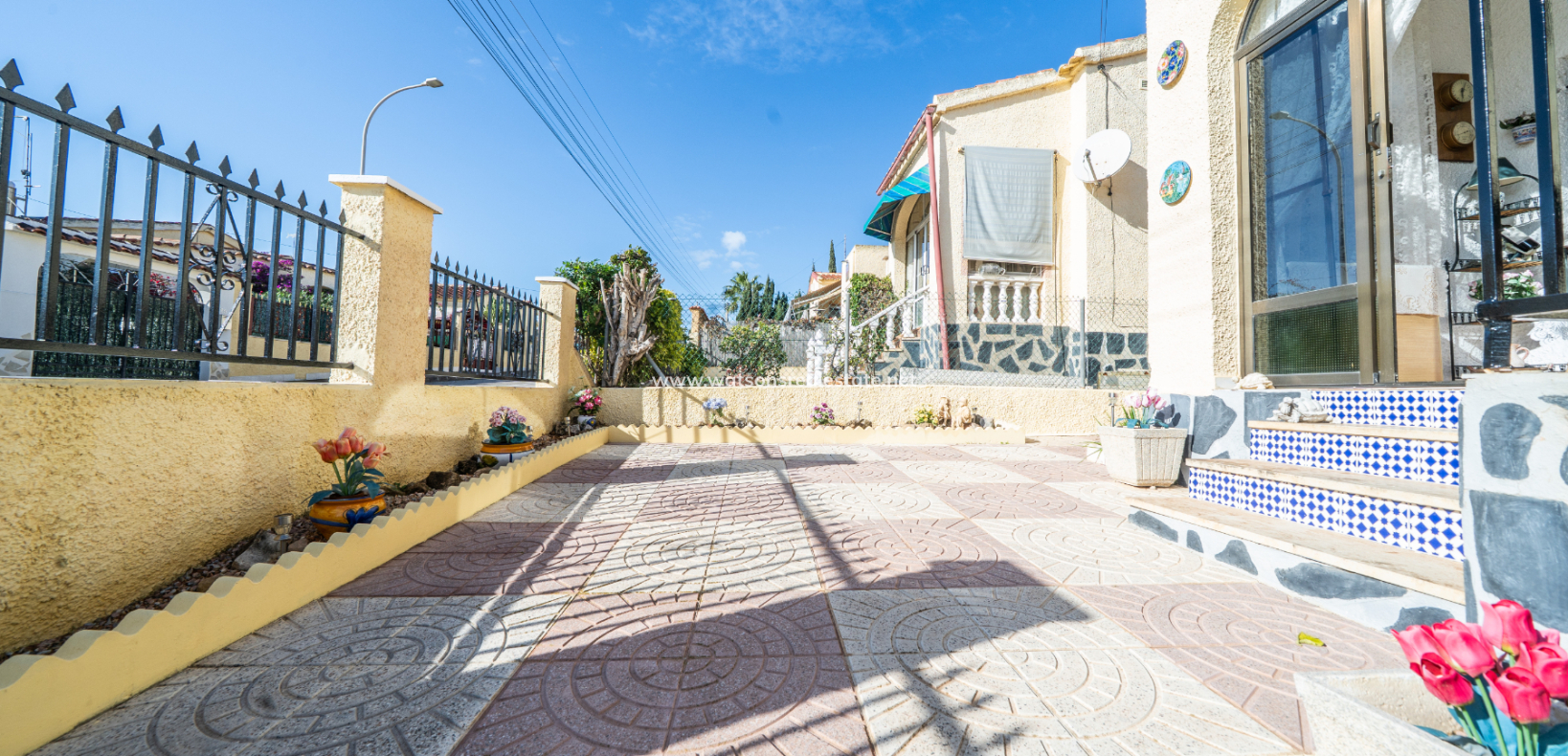 Revente - Maison Individuelle - Urb. La Marina