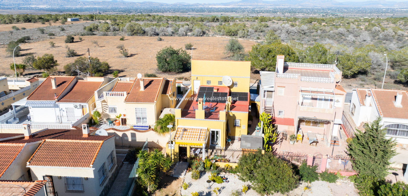 Revente - Maison Individuelle - Urb. La Marina