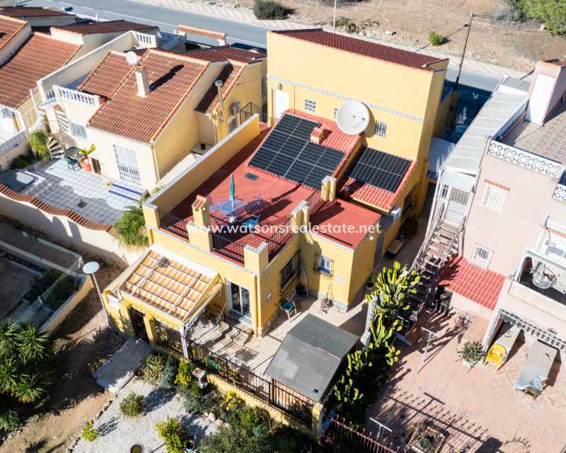 Revente - Maison Individuelle - Urb. La Marina