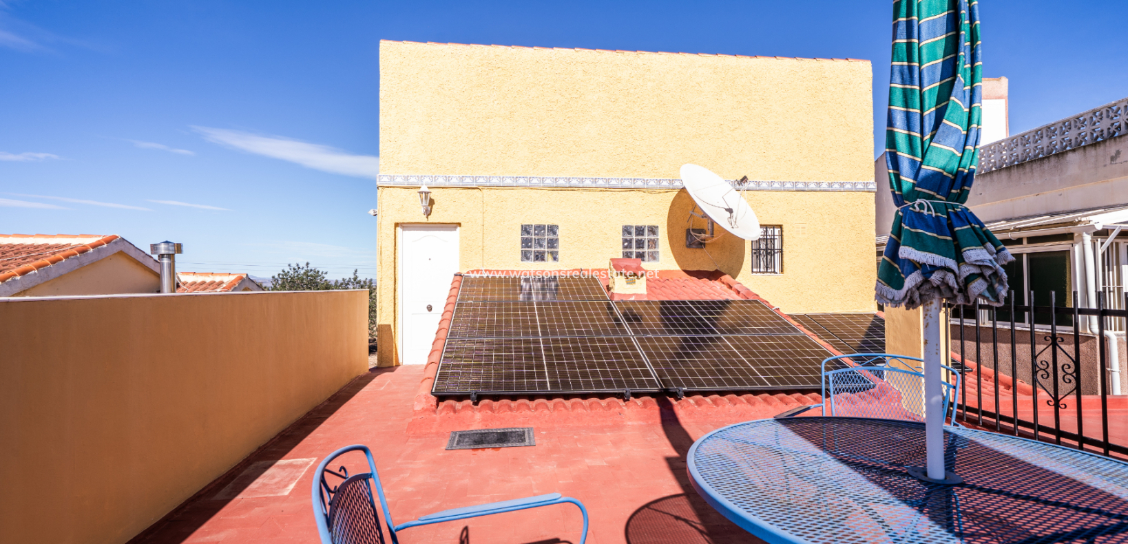 Revente - Maison Individuelle - Urb. La Marina