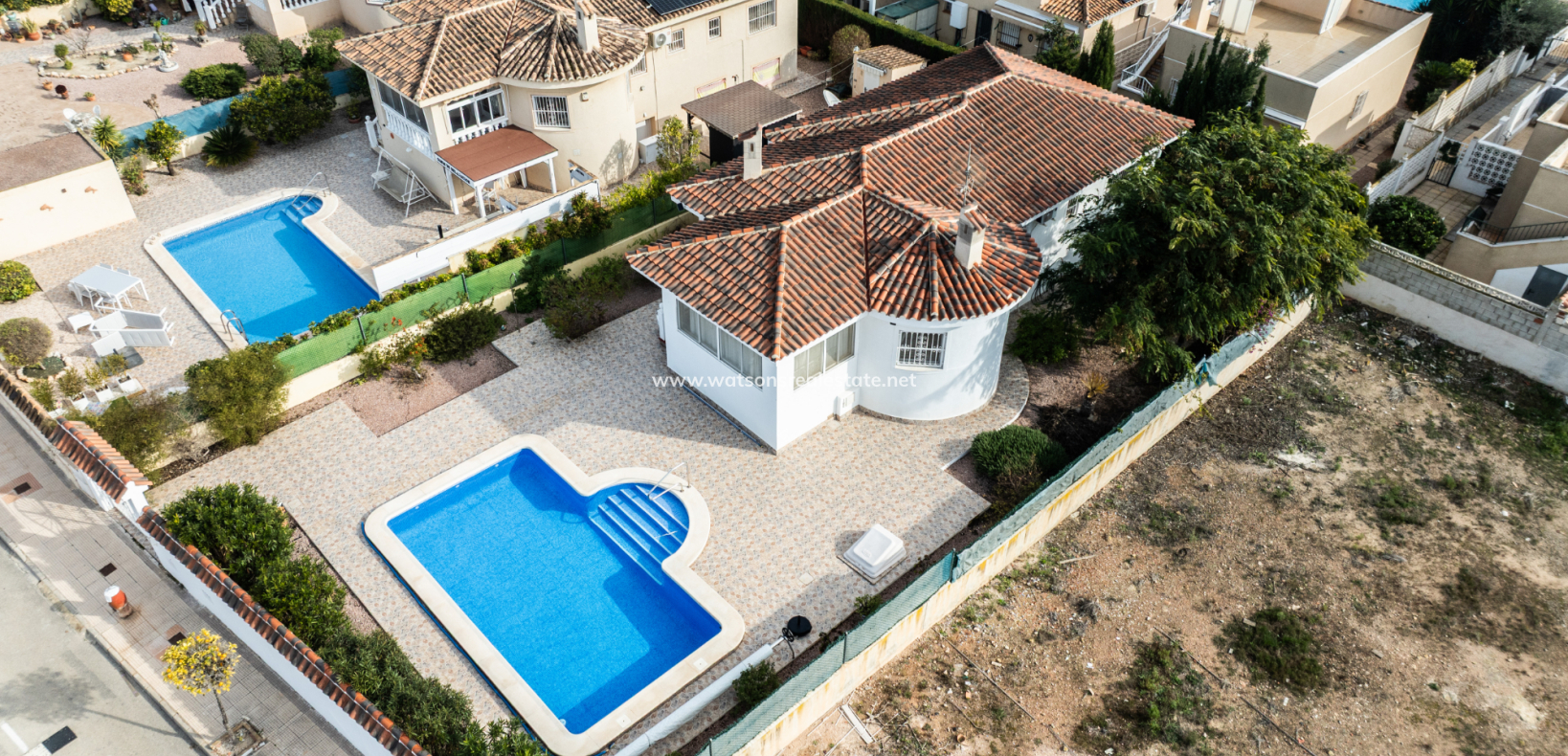 Revente - Maison Individuelle - Urb. La Marina