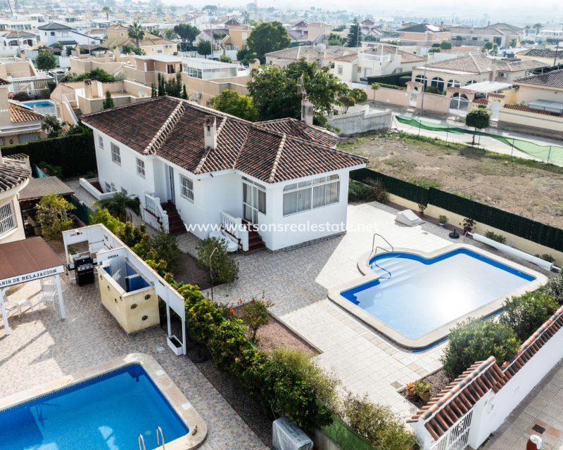 Revente - Maison Individuelle - Urb. La Marina