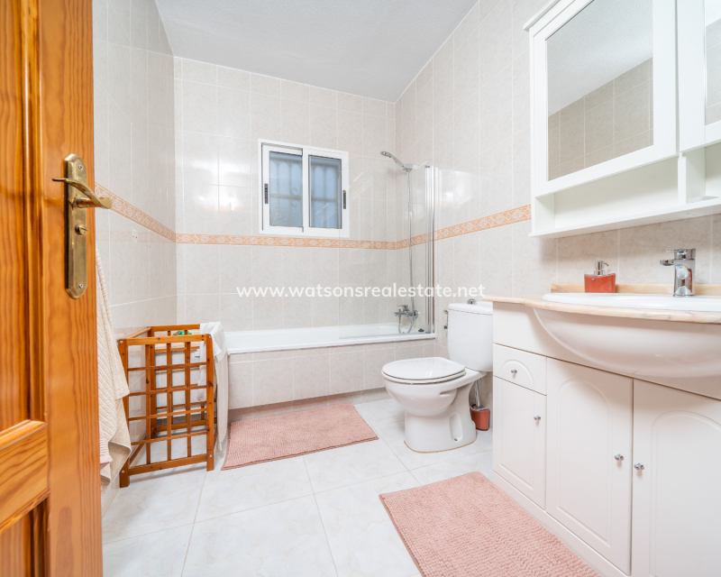 Revente - Maison Individuelle - Urb. La Marina