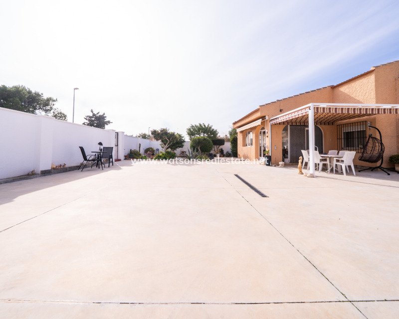 Revente - Maison Individuelle - Urb. La Marina