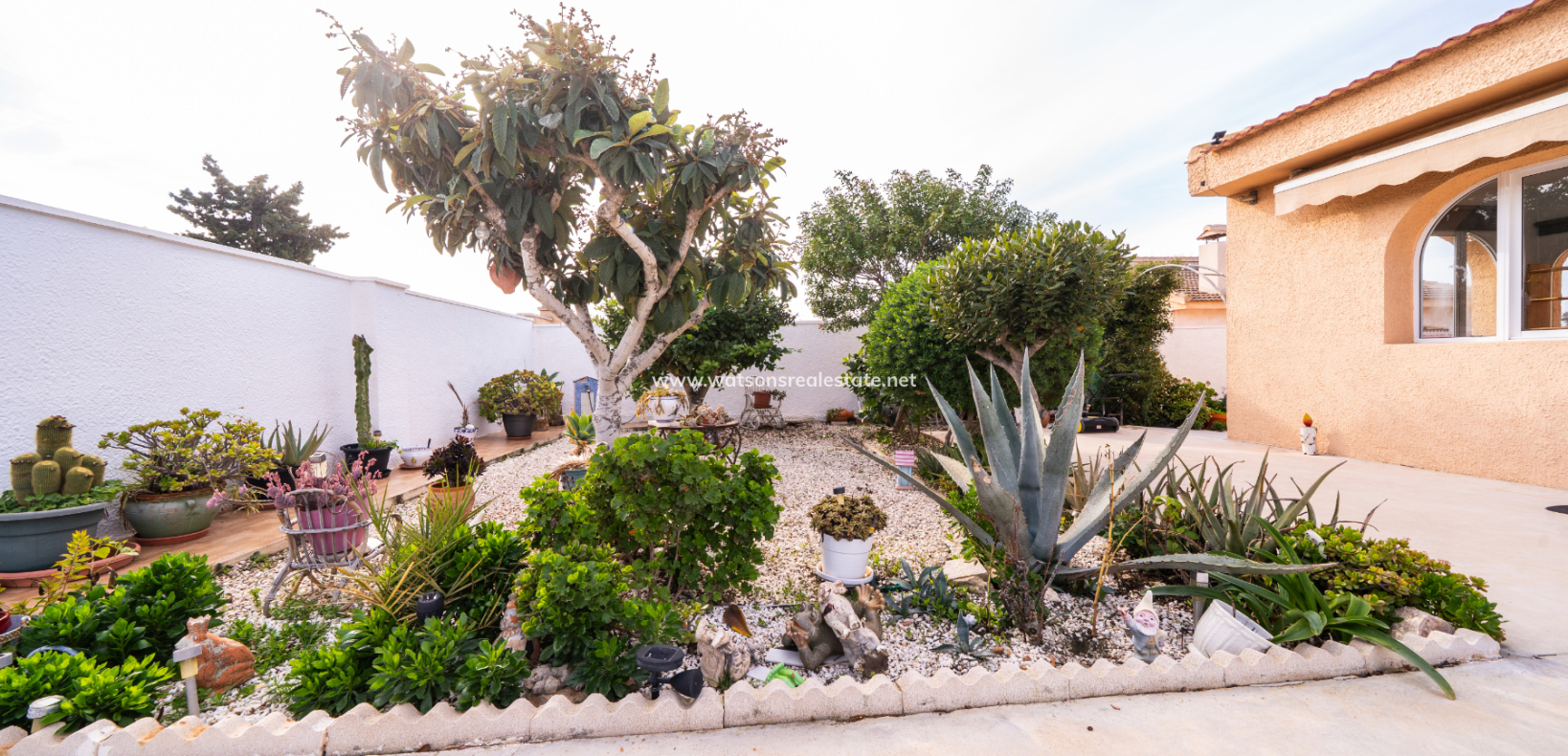 Revente - Maison Individuelle - Urb. La Marina