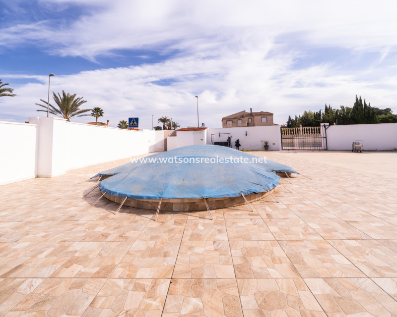 Revente - Maison Individuelle - Urb. La Marina