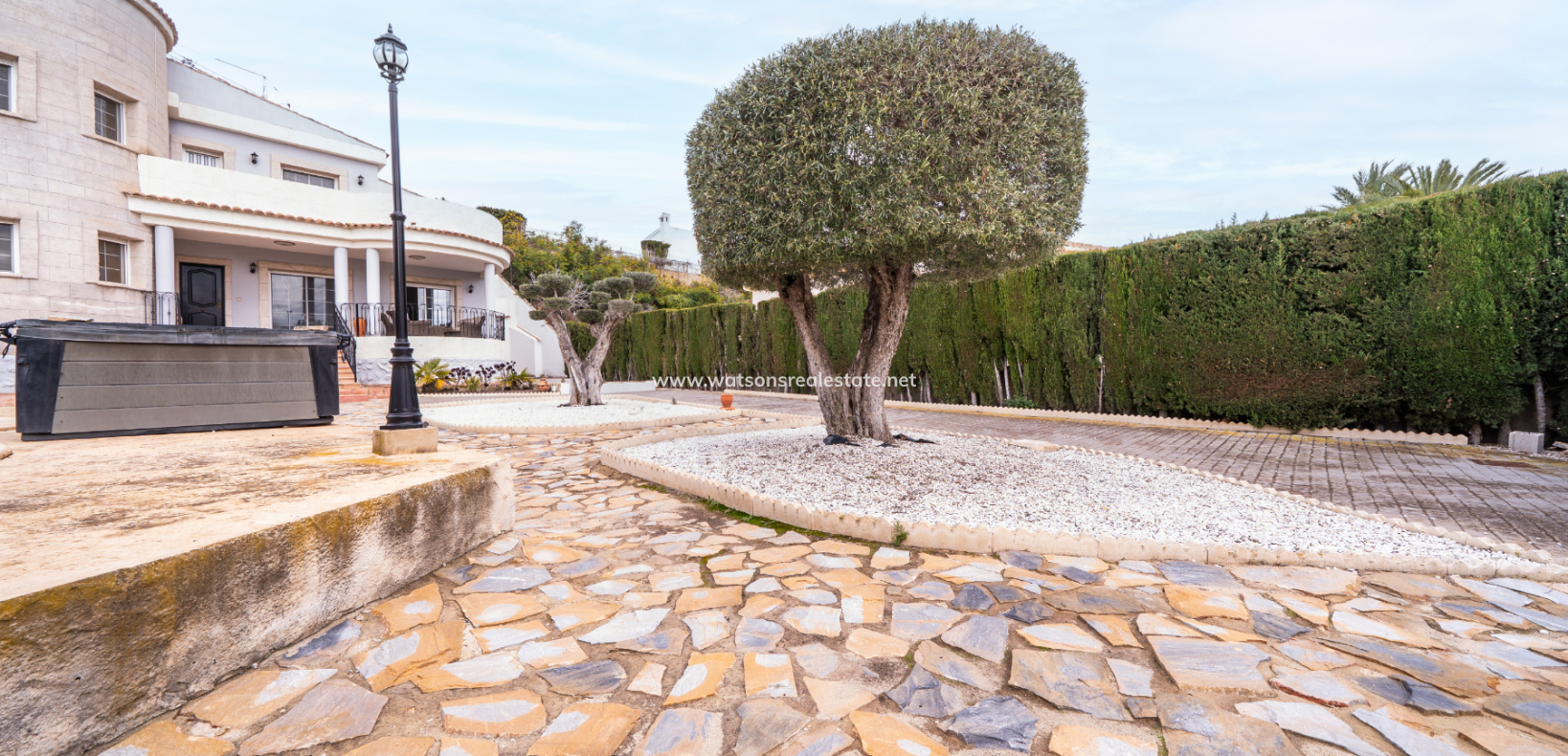 Revente - Maison Individuelle - Urb. La Marina