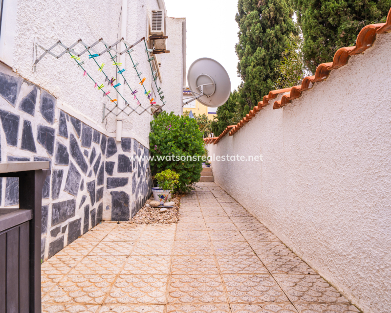 Revente - Maison Individuelle - Urb. La Marina