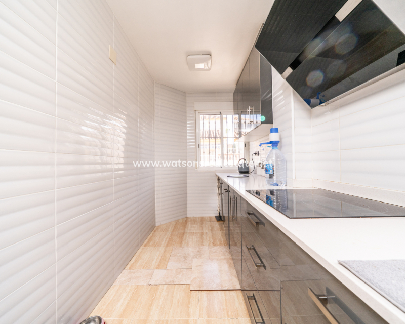 Revente - Maison Individuelle - Urb. La Marina