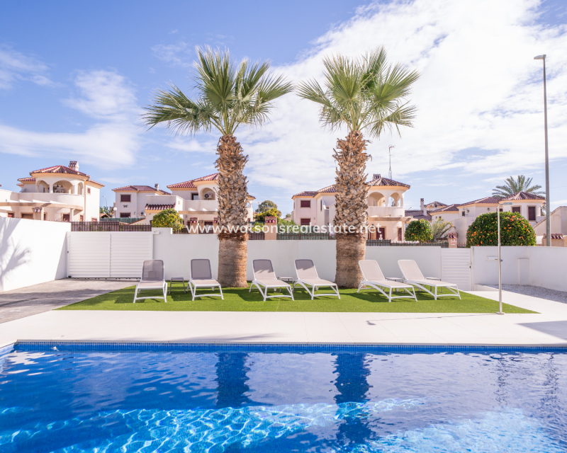 Revente - Maison Individuelle - Urb. La Marina