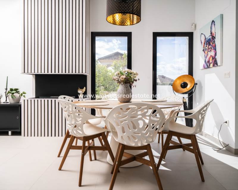 Revente - Maison Individuelle - Urb. La Marina