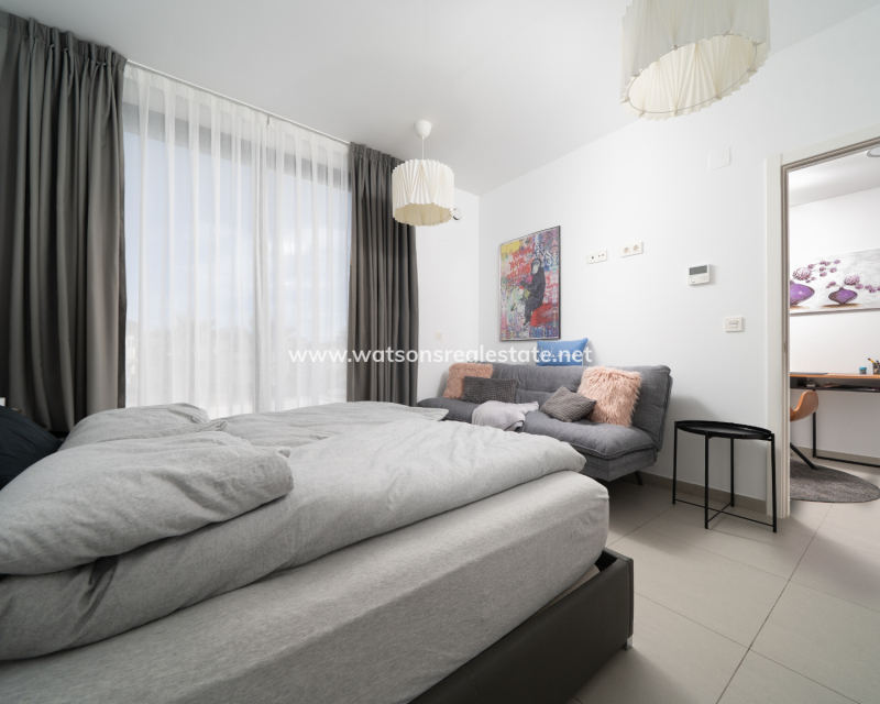 Revente - Maison Individuelle - Urb. La Marina