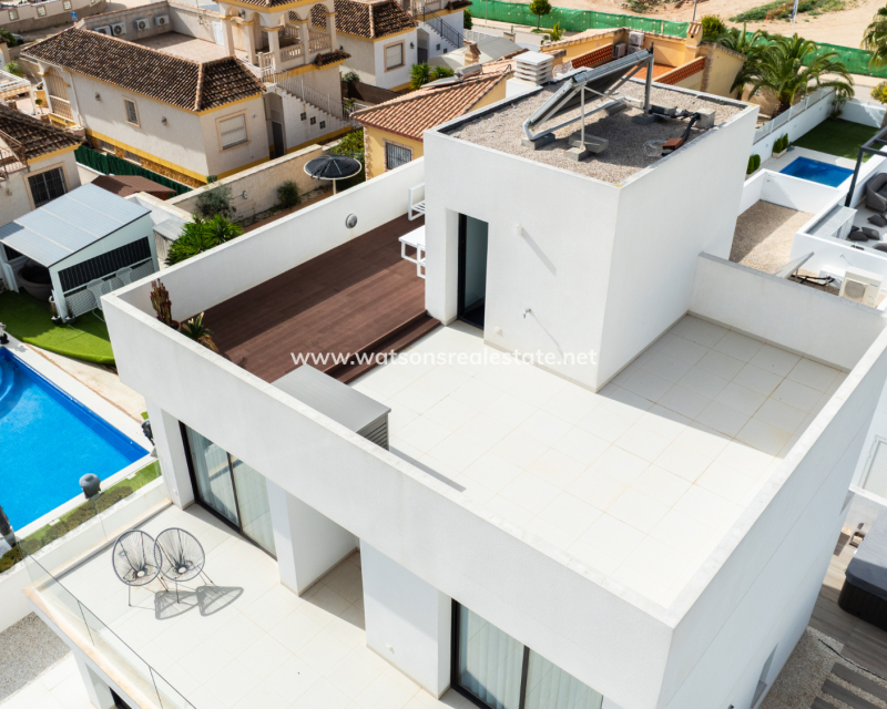 Revente - Maison Individuelle - Urb. La Marina