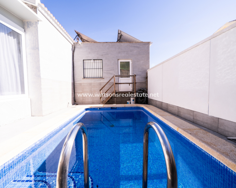 Revente - Maison Individuelle - Urb. La Marina