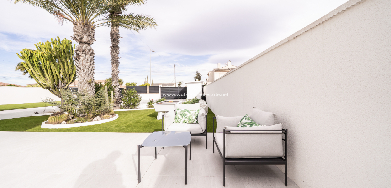 Revente - Maison Individuelle - Urb. La Marina