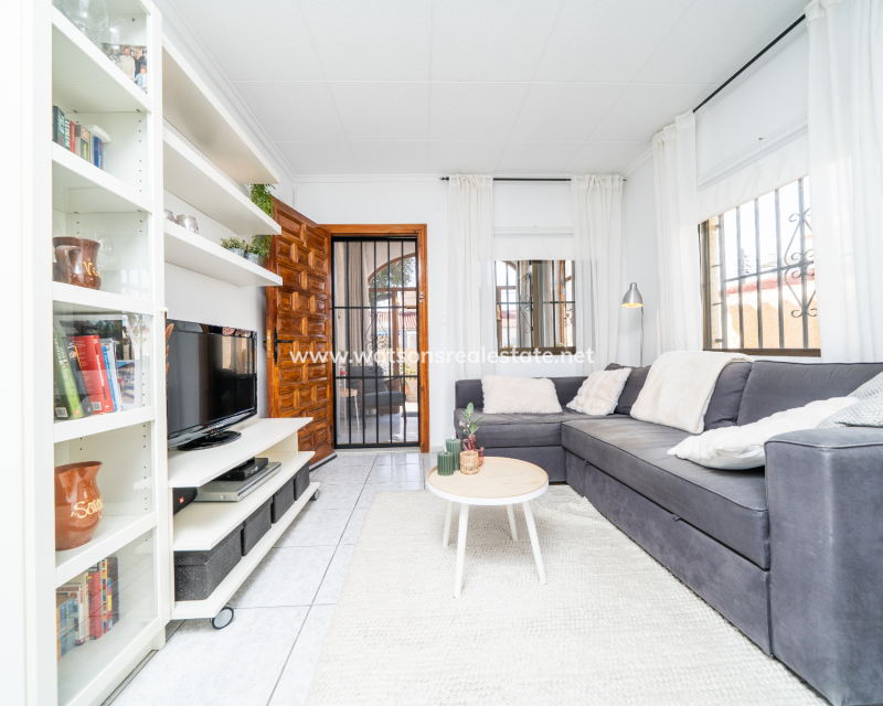 Revente - Maison Individuelle - Urb. La Marina